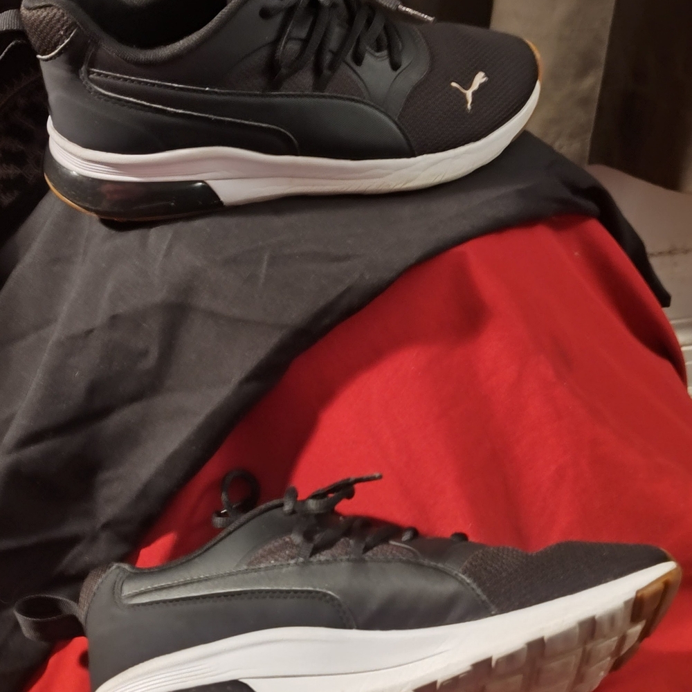 Puma Men's Black Athletic Shoes